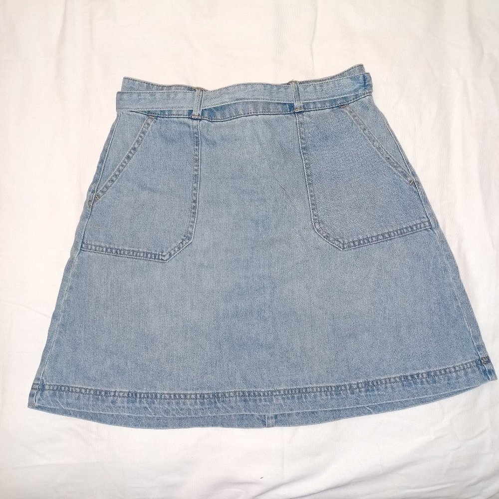 CUTE OVER THE KNEE JEAN SMALL GAP SUMMER/SPRING SKIRT